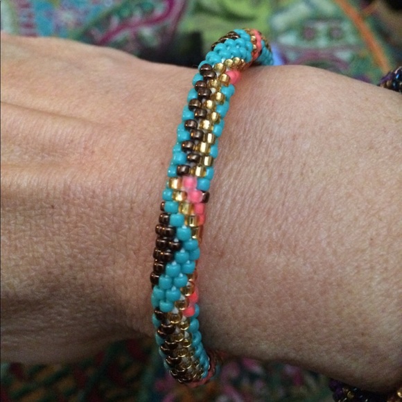 Jewelry - 💖 BEAUTIFUL SASHKA CO BEAD BRACELET 💖